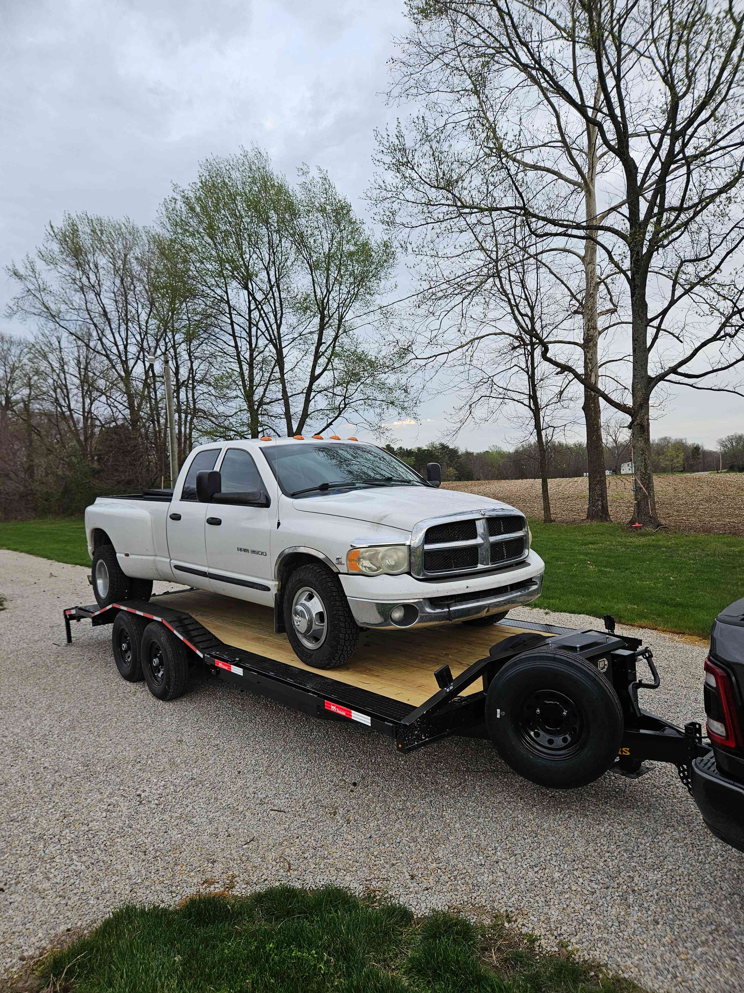 14k 22 Foot Drive Over Fender Car Hauler thumbnail 7