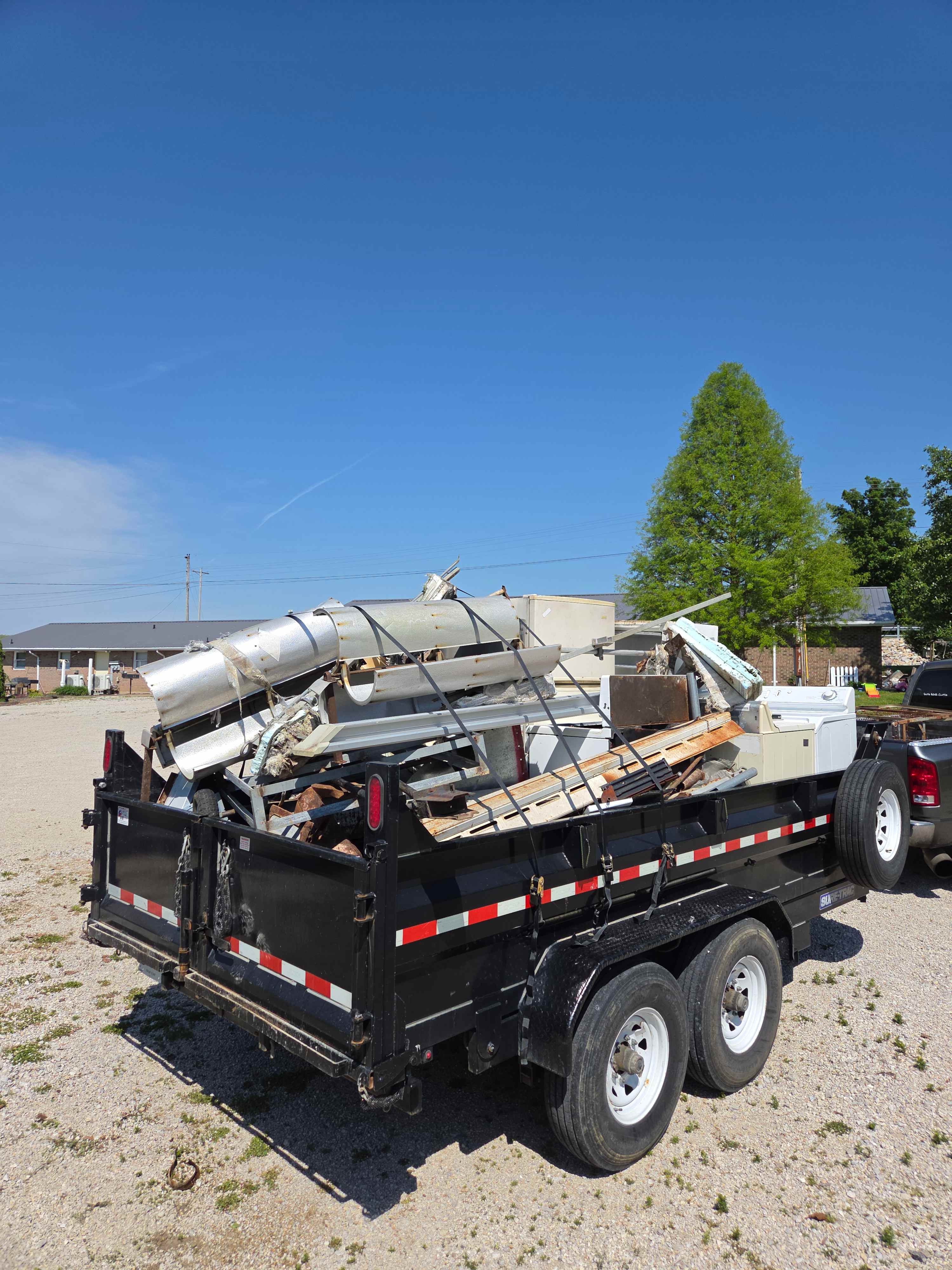 14k 14 Foot Dump Trailer thumbnail 6